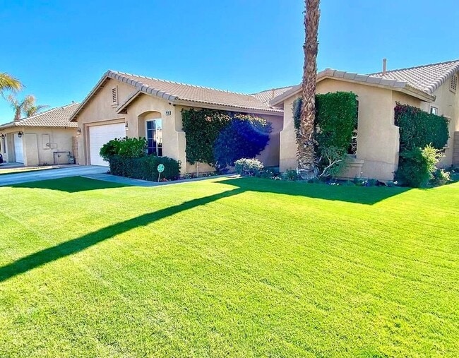 79281 Sierra Vista in La Quinta, CA - Building Photo - Building Photo