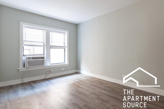 705 W Brompton Ave in Chicago, IL - Building Photo - Building Photo