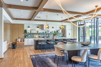 The Mera in Minneapolis, MN - Foto de edificio - Building Photo