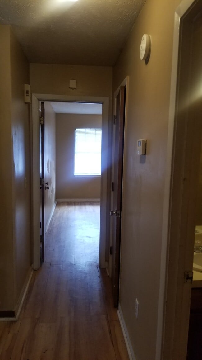 2718 W McDowell Rd Apt A, Unit A in Jackson, MS - Building Photo - Building Photo