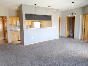 1960 Rockford Rd SW, Unit 46 in Cedar Rapids, IA - Building Photo - Building Photo