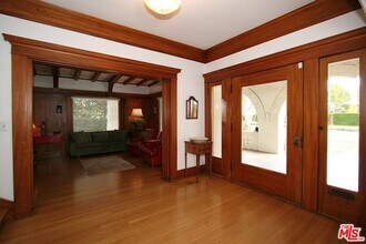 801 N Rodeo Dr in Beverly Hills, CA - Building Photo - Building Photo