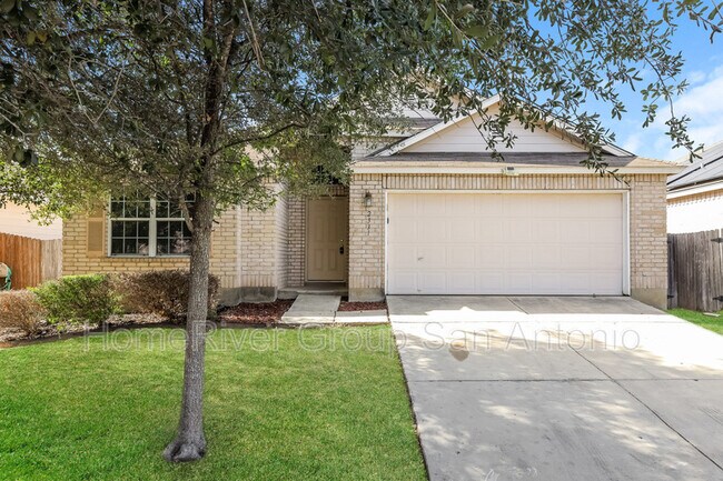 2331 Marcy Route in San Antonio, TX - Building Photo - Building Photo