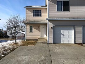 547 Karcio Ct in Pullman, WA - Building Photo