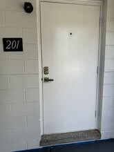 201 E Grant St in Orlando, FL - Foto de edificio - Building Photo