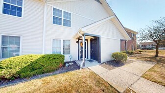 5498 Cedar Spgs in Columbus, OH - Building Photo