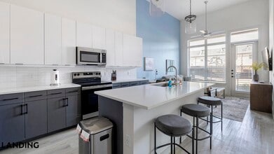 1345 E 15th St in Plano, TX - Building Photo - Building Photo