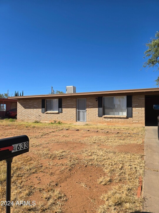 4633 E Evergreen Dr in Sierra Vista, AZ - Building Photo