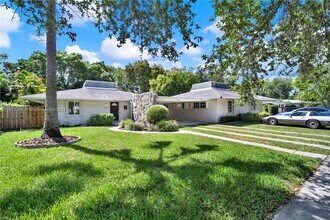 11713 SW 81st Rd in Miami, FL - Building Photo - Building Photo