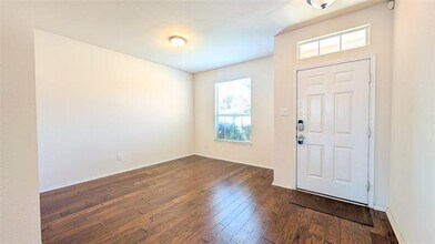 809 White Dove Dr in Arlington, TX - Building Photo - Building Photo