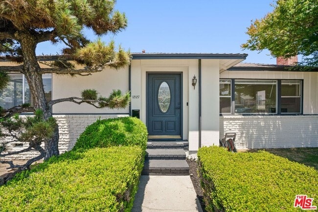 property at 12127 Juniette St