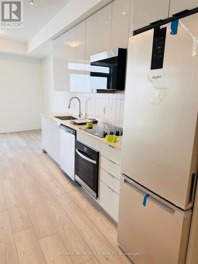 10 Abeja St in Vaughan, ON - Building Photo - Building Photo
