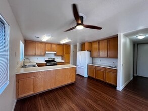 515 Acadia Dr in Petaluma, CA - Building Photo - Building Photo