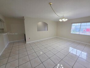 8412 NW 103rd St in Hialeah, FL - Building Photo - Building Photo