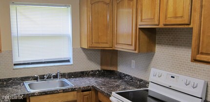 2508 Johnson St in Hollywood, FL - Building Photo - Building Photo