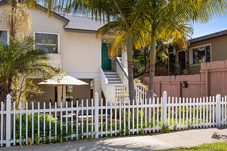 737 3rd St in Encinitas, CA - Building Photo - Building Photo