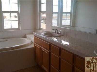 84560 Calle Gregorio in Coachella, CA - Foto de edificio - Building Photo