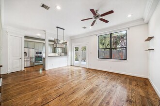 828 W 19th St in Houston, TX - Building Photo - Building Photo
