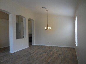 4189 E Rancho Caliente Dr in Cave Creek, AZ - Building Photo - Building Photo