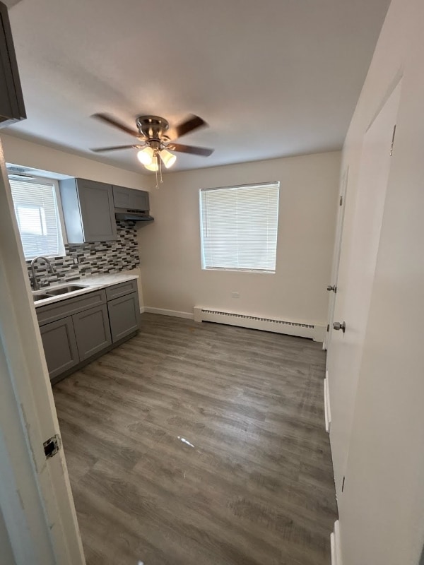 14605 Des Plaines St