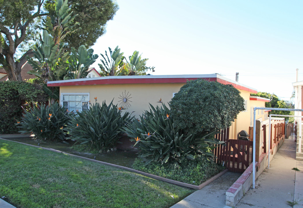 4354-4360 Cleveland Ave in San Diego, CA - Building Photo