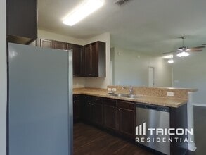 95109 Cypress Trail in Fernandina Beach, FL - Foto de edificio - Building Photo