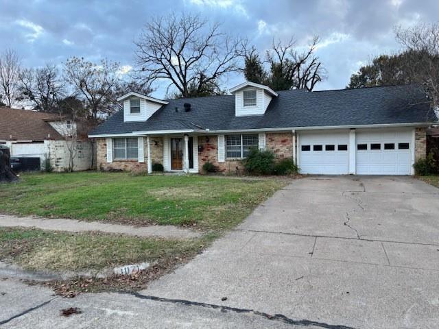 1021 Walnut St in Irving, TX - Building Photo