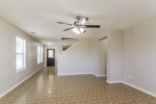 6602 Winter Mountain Ln in Spring, TX - Foto de edificio - Building Photo