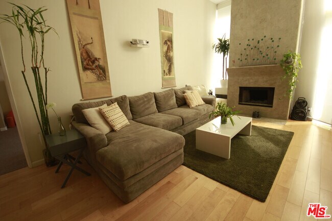 property at 1240 S Corning St