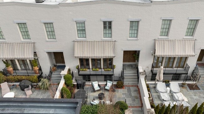 218 Calypso Cir NW in Atlanta, GA - Foto de edificio - Building Photo