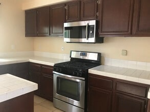 2040 Begley Dr in Corona, CA - Building Photo - Building Photo