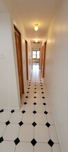 64 70th St, Unit 2 in Guttenberg, NJ - Foto de edificio - Building Photo