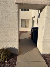 7732 Donald Nelson Ave in Las Vegas, NV - Foto de edificio - Building Photo