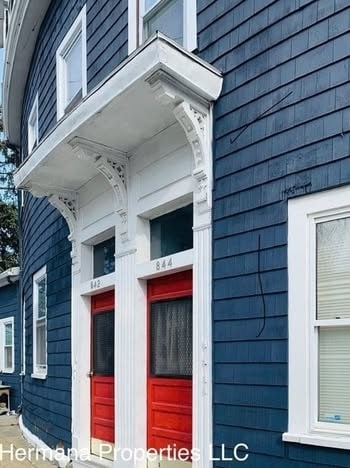property at 842 Canterbury St