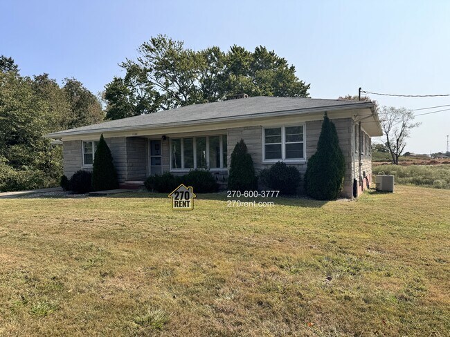1309 Old State Rd in Brandenburg, KY - Building Photo - Building Photo