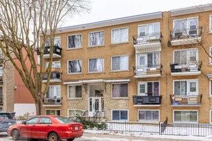 564 23E Av in Montréal, QC - Building Photo