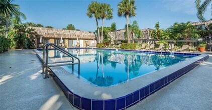 340 S Waverly Pl in Vero Beach, FL - Building Photo - Building Photo