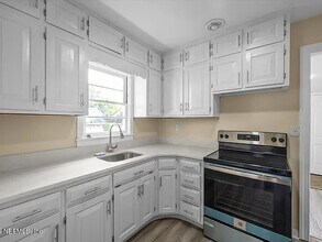 1604 Husson Ave in Palatka, FL - Building Photo - Building Photo