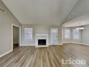 1002 Mark Trail in Mcdonough, GA - Building Photo - Building Photo