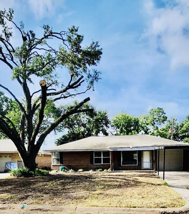 property at 1635 Wilde Rock Way
