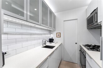 732 Euclid Ave in Miami Beach, FL - Building Photo - Building Photo