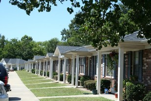 Colts Crossing Apartments