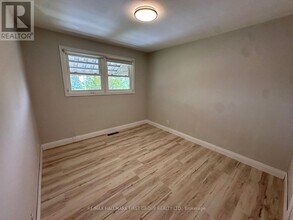 714 Tennyson Ave in Oshawa, ON - Building Photo - Building Photo