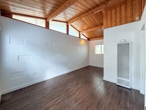 313-317 Highland Dr in Oxnard, CA - Building Photo - Building Photo