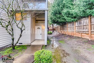 17093 SW Sumac Ct in Beaverton, OR - Building Photo - Building Photo