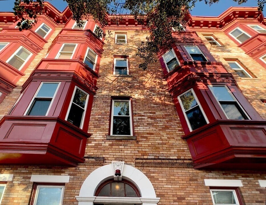 148 Berkshire St in Cambridge, MA - Building Photo