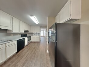 1613 Cumberland Club Rd SW in Marietta, GA - Building Photo - Building Photo