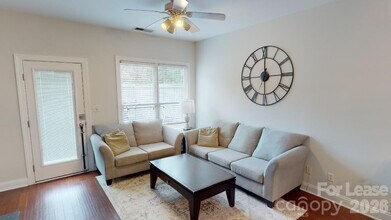 1007 Park West Dr in Charlotte, NC - Building Photo - Building Photo