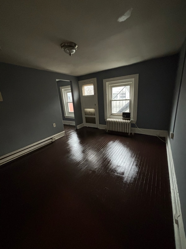 811 W Main St, Unit 4 in Norristown, PA - Building Photo - Building Photo