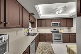 3200 Port Royale Dr N in Fort Lauderdale, FL - Building Photo